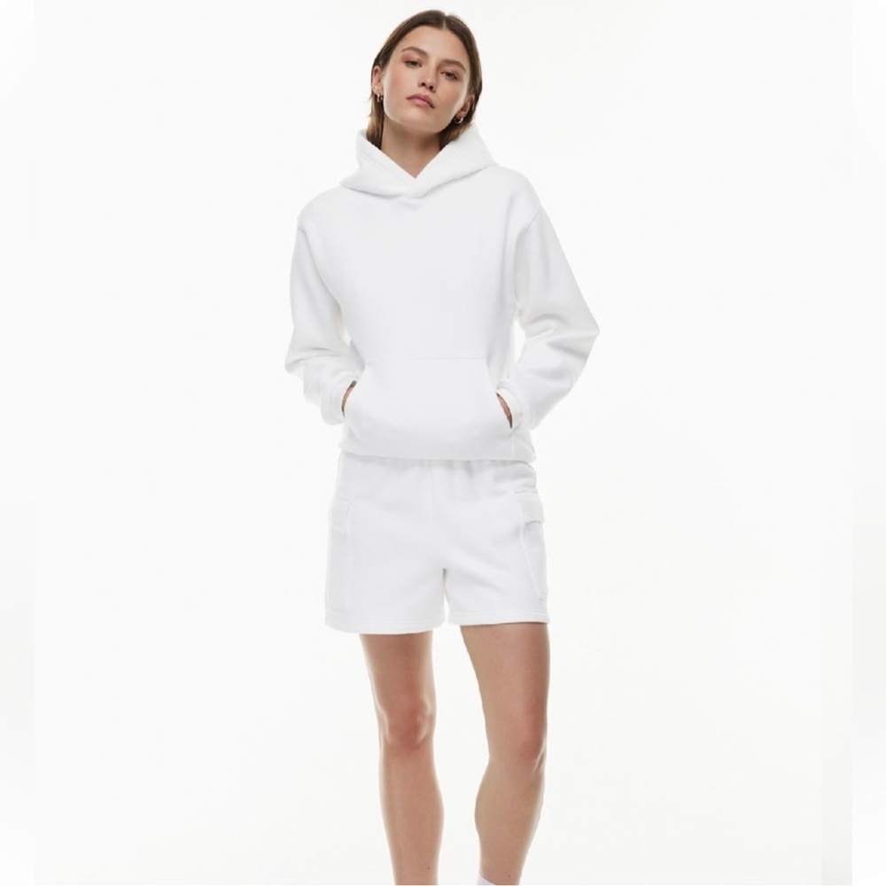 Aritzia Short Cozy Sweatfleece Mega Cargo TM
Mid-thigh - Picture 1 of 6